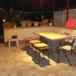 2 Bedroom Cozy In Pula