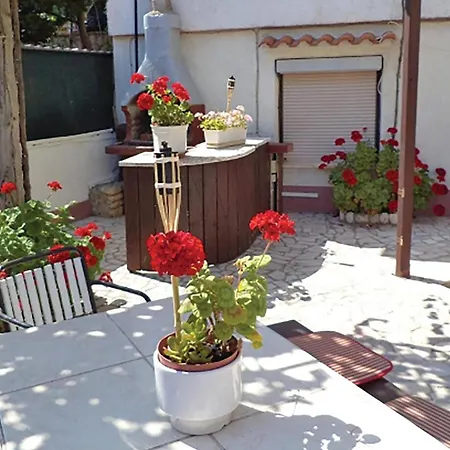 2 Bedroom Cozy In Apartman