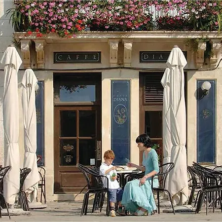 2 Bedroom Cozy In Pula