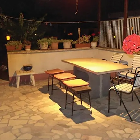 2 Bedroom Cozy In Pula