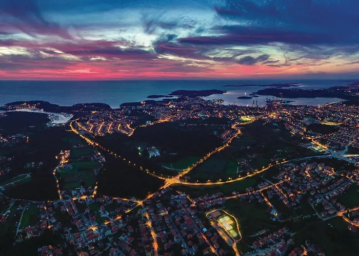 Lejlighed 2 Bedroom Cozy In